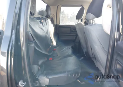 2015 Ram 1500 St z USA, uszkodzony, nr VIN 1C6RR7FT4FS656410